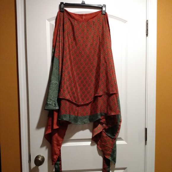 Red and Green Hawaiian Layered Wrap Skirt - Picture 4 of 6
